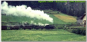 Un convoglio in linea nei pressi di Santa Cristina - Agosto 1959Foto A. Rizzoli